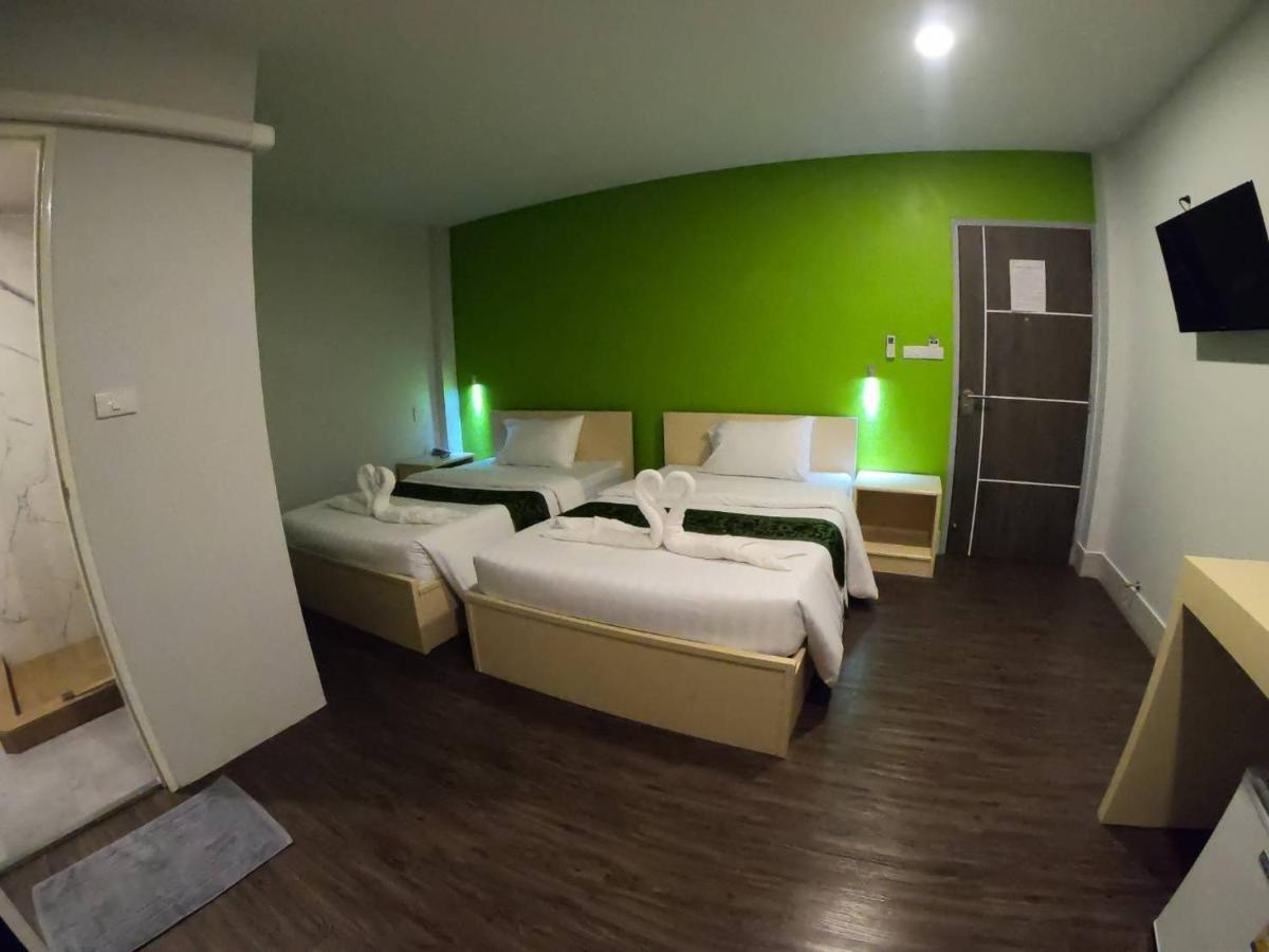 Thap Sakae Hotel Exterior photo